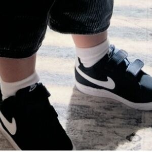 Nike Kids blue and White Velcro Sneakers